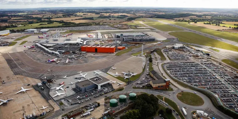 Luton Airport to Surbiton Taxis